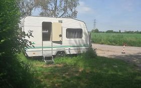 Oldtimer Wohnwagen Karl Heinz
